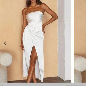 Seflie Leslie - Gianna Strapless Waist Tie Midi Dress